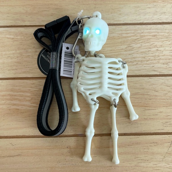 Bath & Body Works Accessories Bbw Wearable Glowinthedark Skeleton